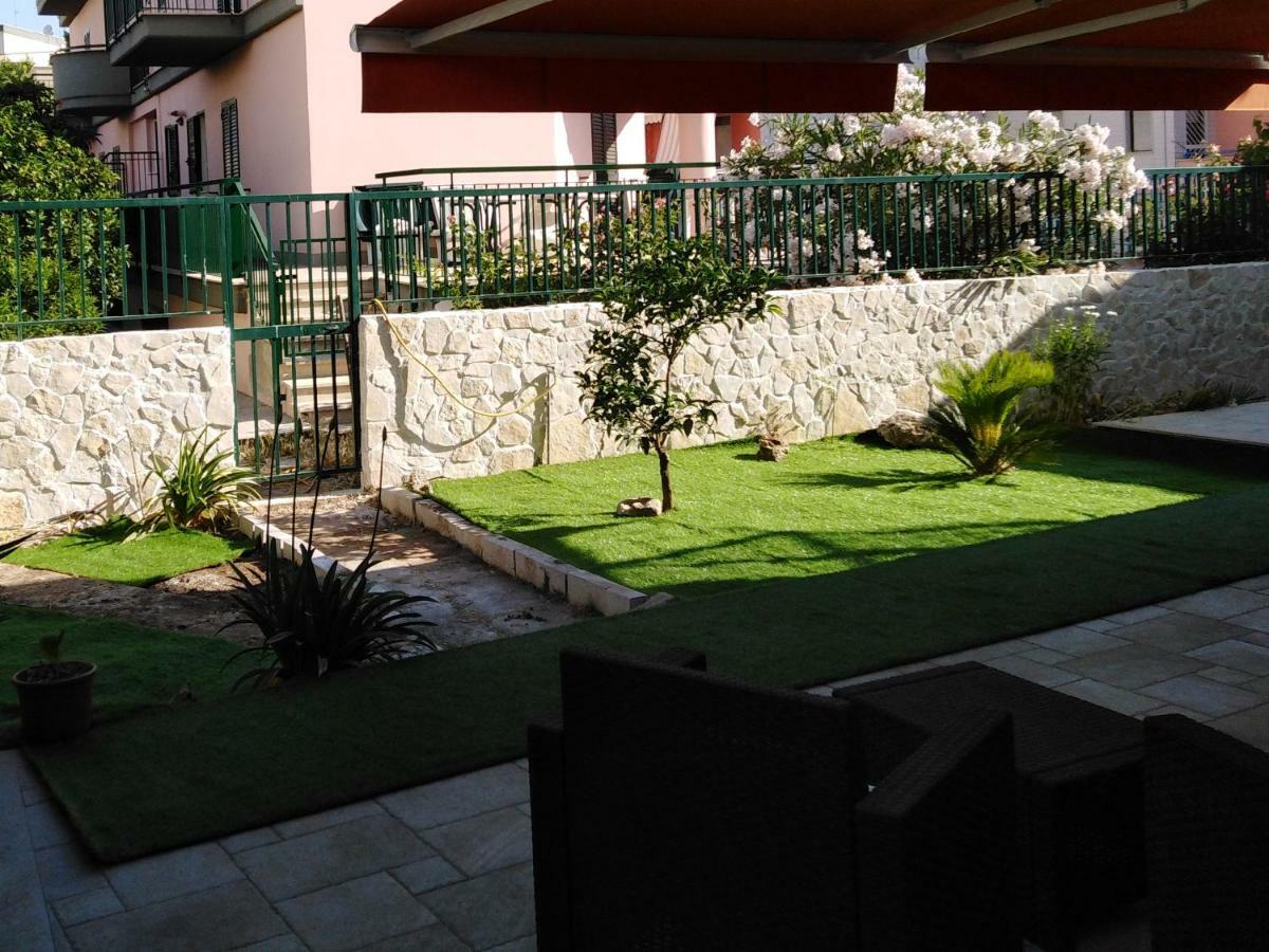 B&B La Palma Руво-ди-Пулья Экстерьер фото
